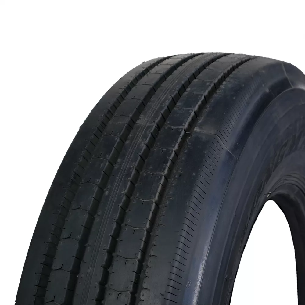 Грузовая шина 295/80 R22,5 Long March LM-216 18PR в Каменск-Уральском