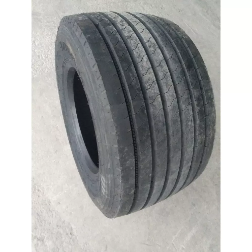 Грузовая шина 445/45 R19,5 Long March LM-168 20PR  в Каменск-Уральском