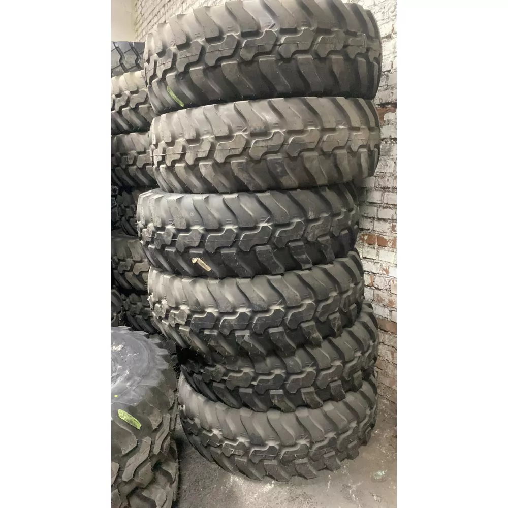 Спецшина 405/70/24 Dunlop sp t9  в Каменск-Уральском